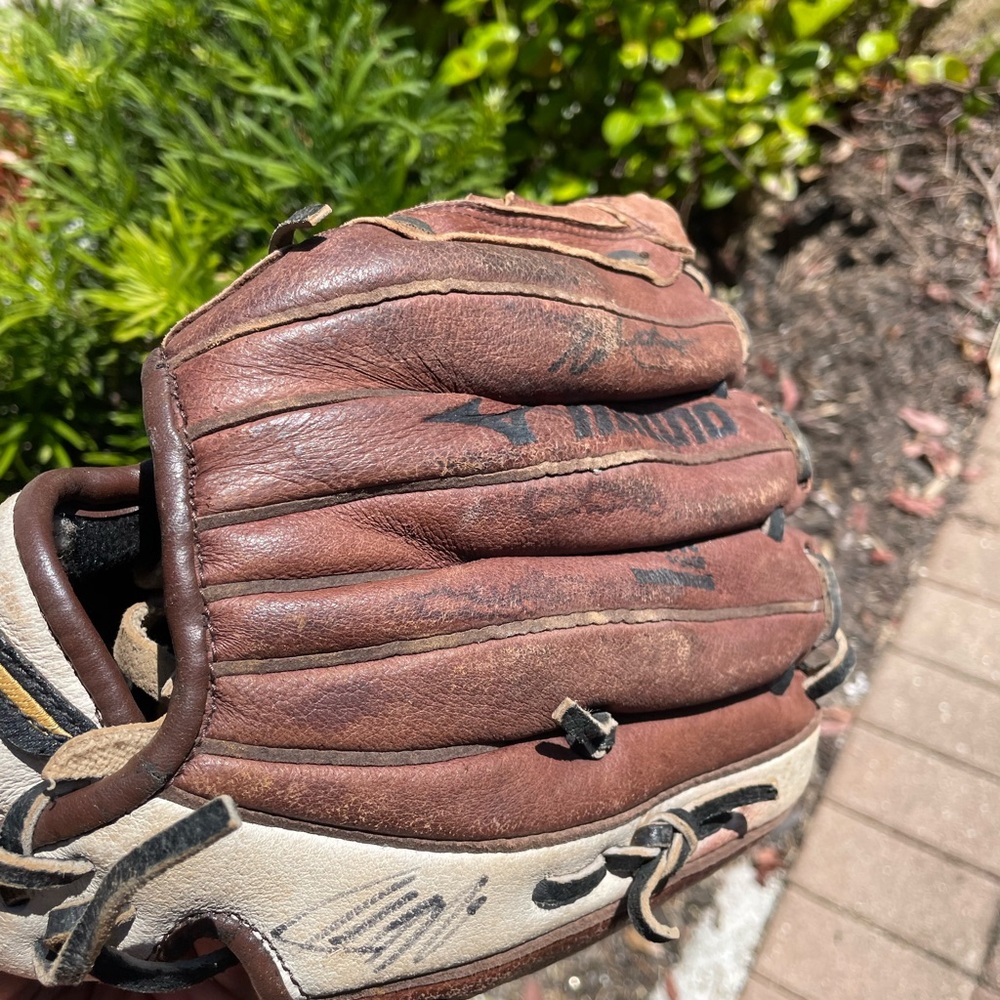 Mizuno baseball Glove Size 10